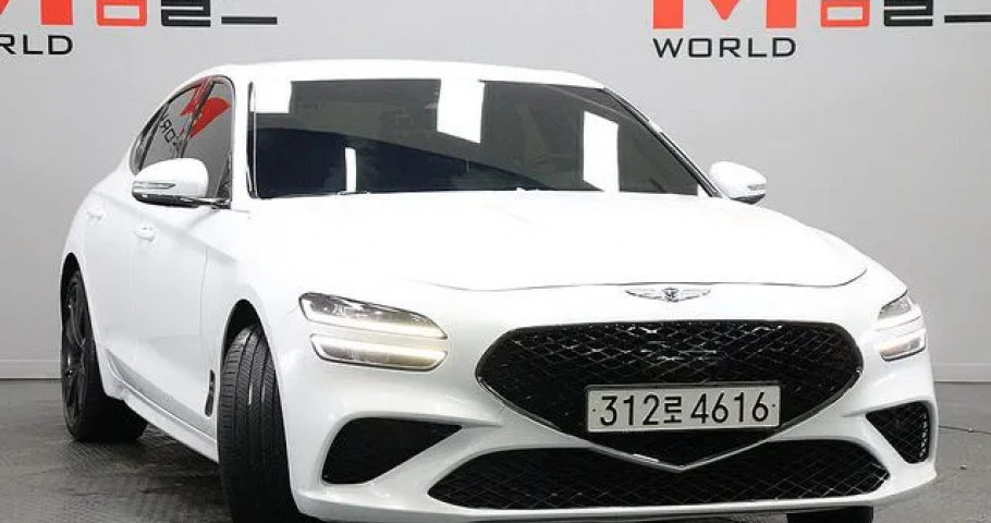 Genesis G70 