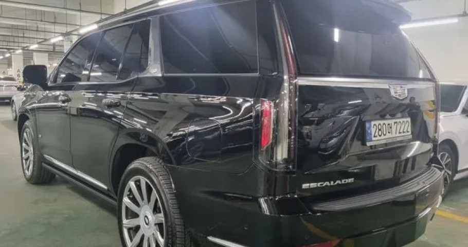 Cadillac Escalade 