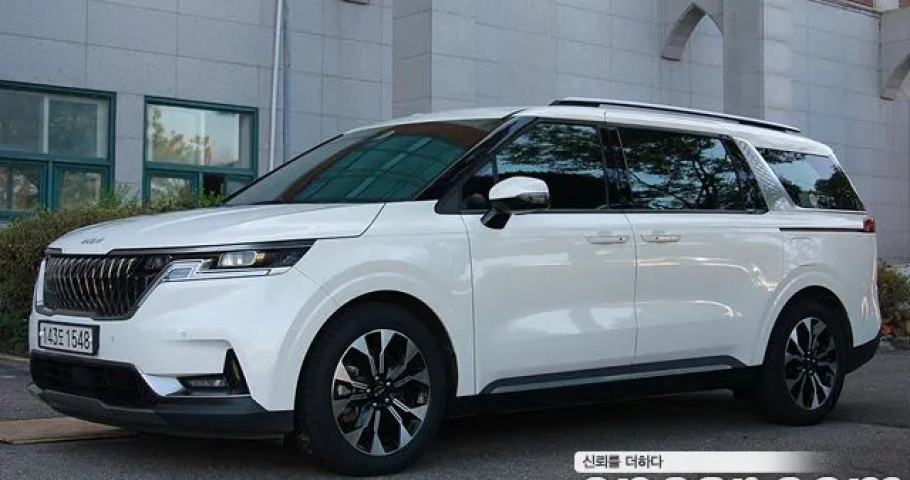 Kia Carnival 
