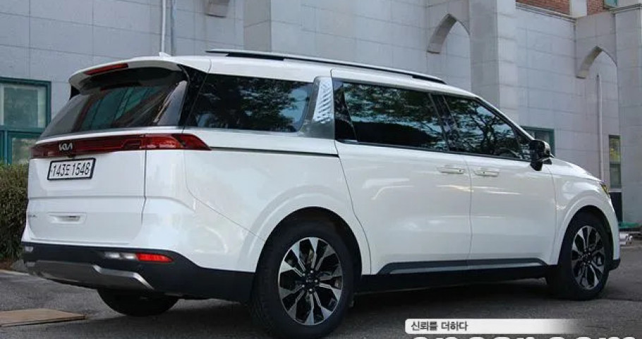 Kia Carnival 