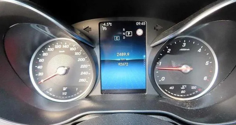 Mercedes-Benz C-Class 