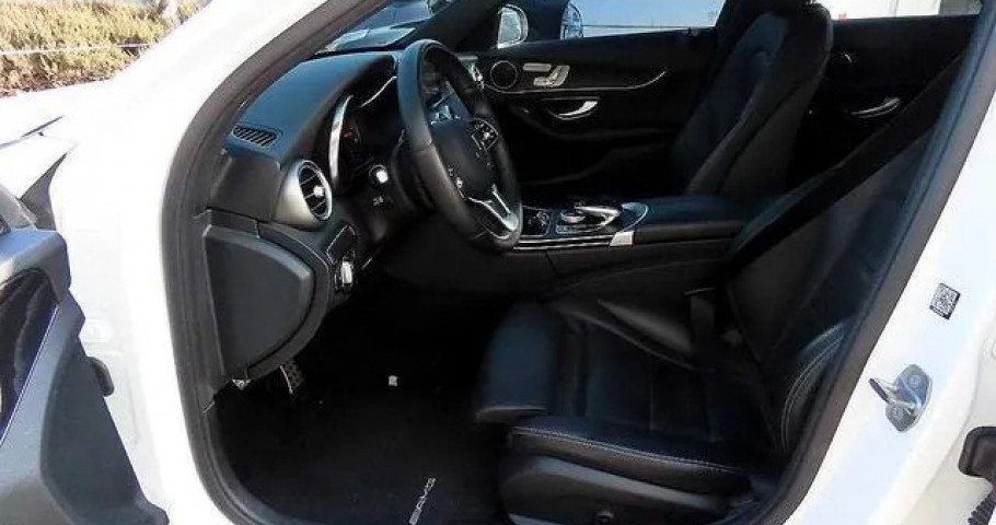 Mercedes-Benz C-Class 