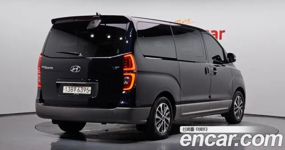 Hyundai Starex 