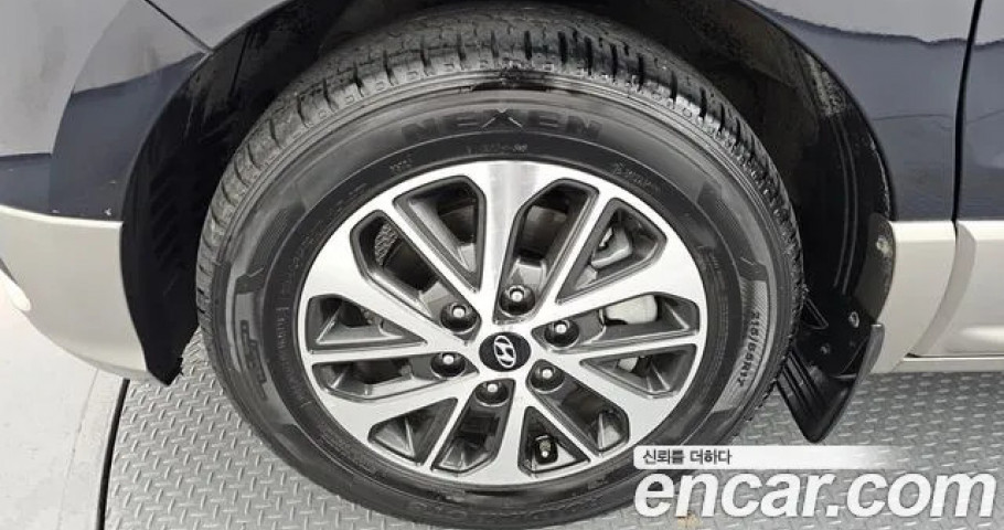 Hyundai Starex 