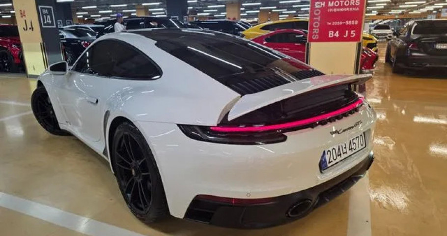 Porsche 911 