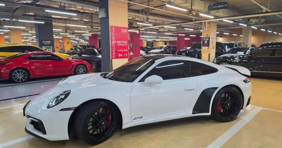 Porsche 911 