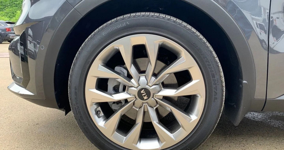 Kia Sorento 1.6hyb AT (230 л.с.) 4WD