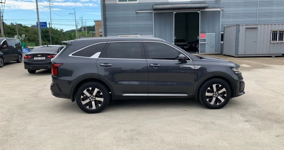 Kia Sorento 1.6hyb AT (230 л.с.) 4WD