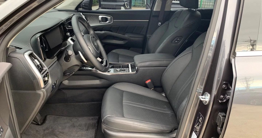 Kia Sorento 1.6hyb AT (230 л.с.) 4WD