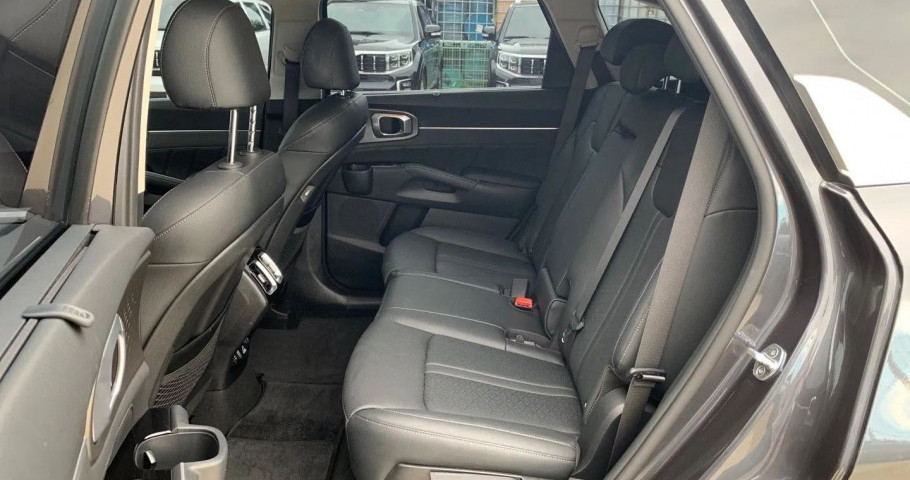 Kia Sorento 1.6hyb AT (230 л.с.) 4WD