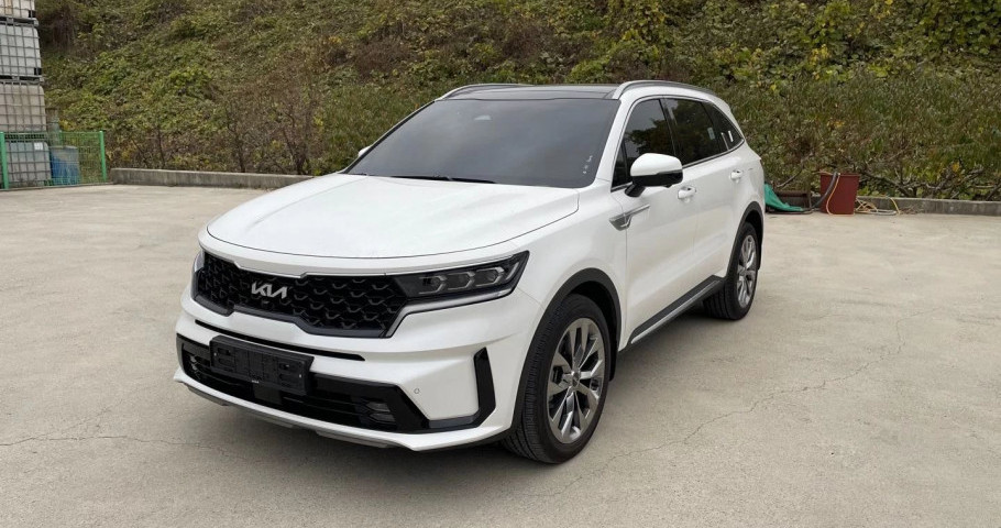 Kia Sorento 2.2d AMT (202 л.с.) 4WD