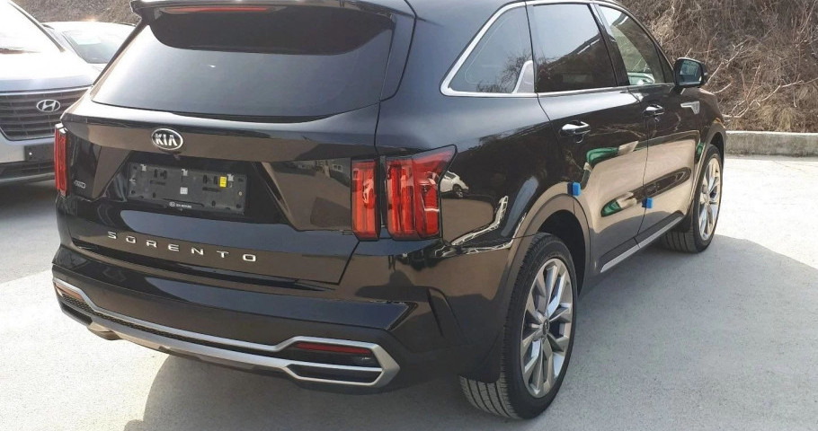 Kia Sorento 2.2d AMT (202 л.с.) 4WD