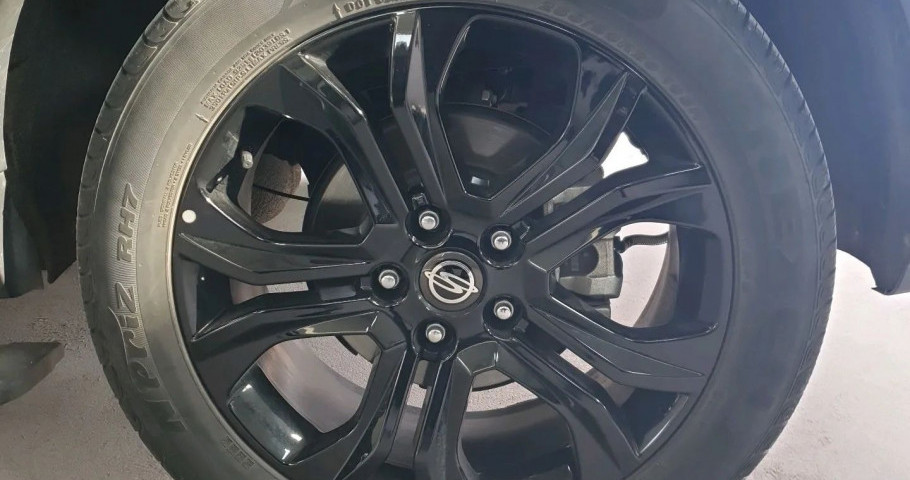 SsangYong Rexton 2.2d AT (202 л.с.) 4WD