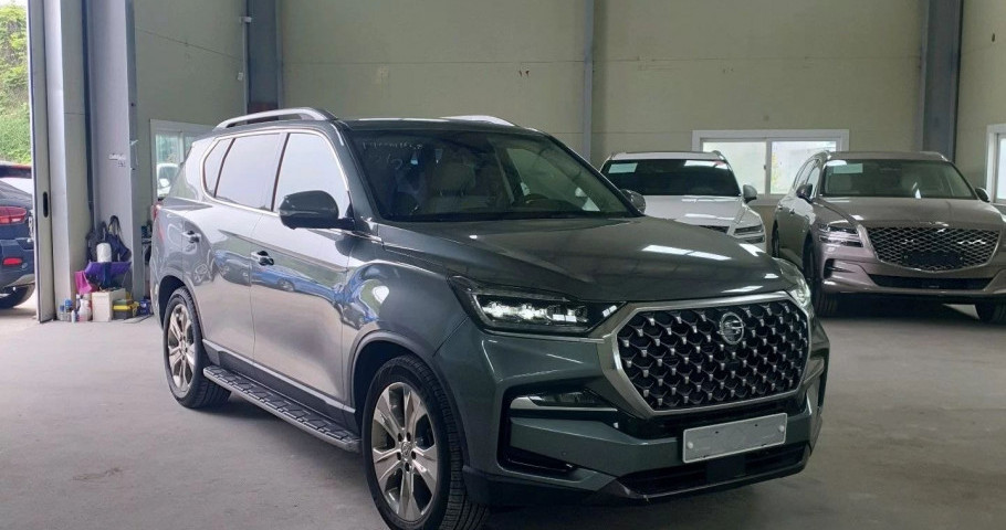 SsangYong Rexton 2.2d AT (202 л.с.) 4WD