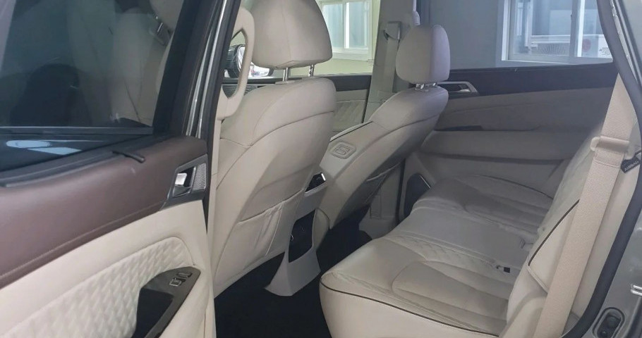 SsangYong Rexton 2.2d AT (202 л.с.) 4WD