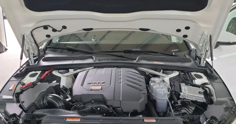 Audi A4 40 TFSI 2.0 AMT (190 л.с.)