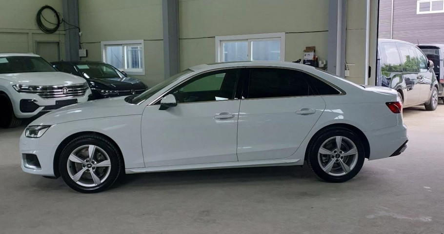 Audi A4 40 TFSI 2.0 AMT (190 л.с.)