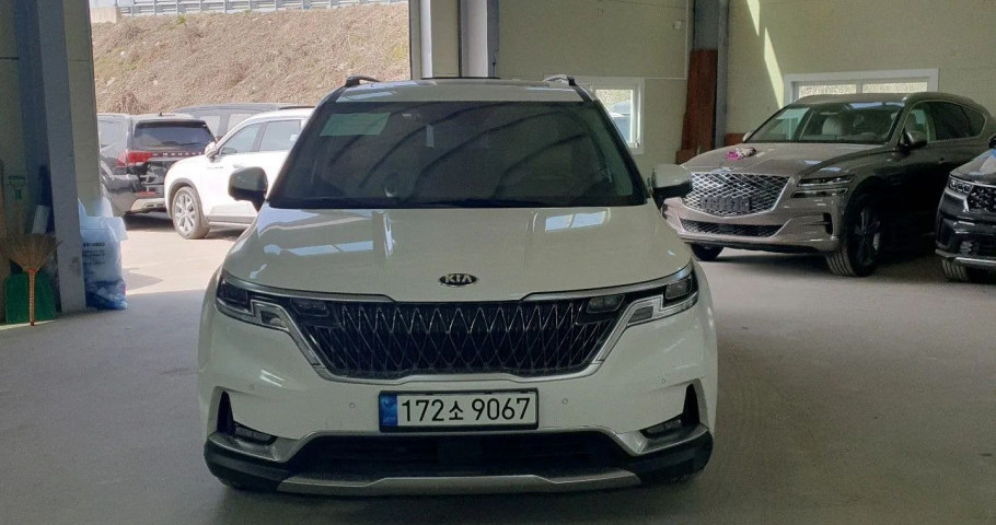 Kia Carnival 2.2d AT (202 л.с.) 2WD